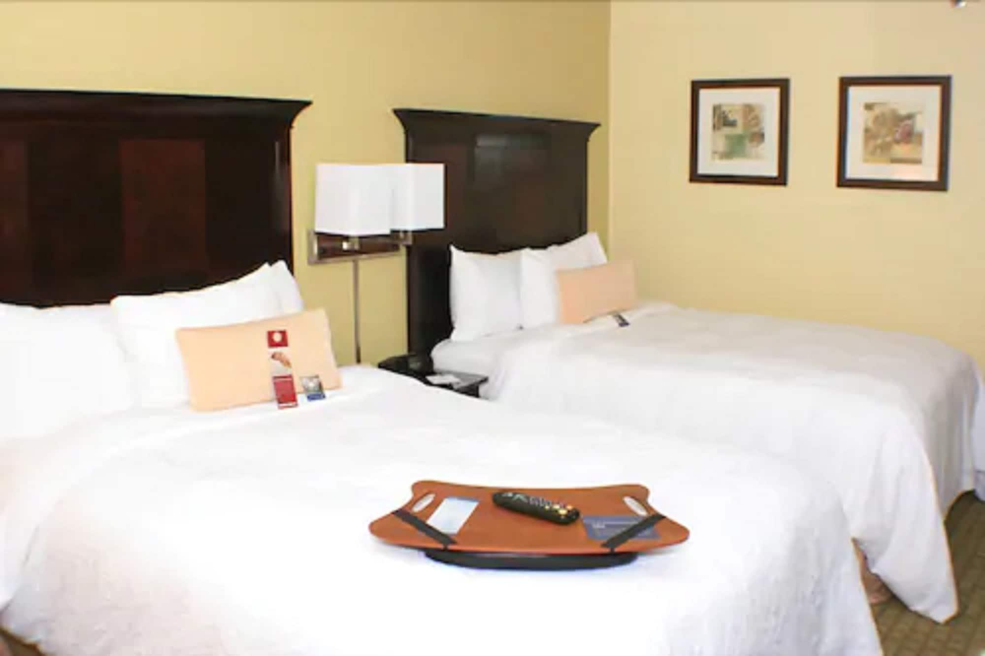Hampton Inn Naples-Central Kültér fotó