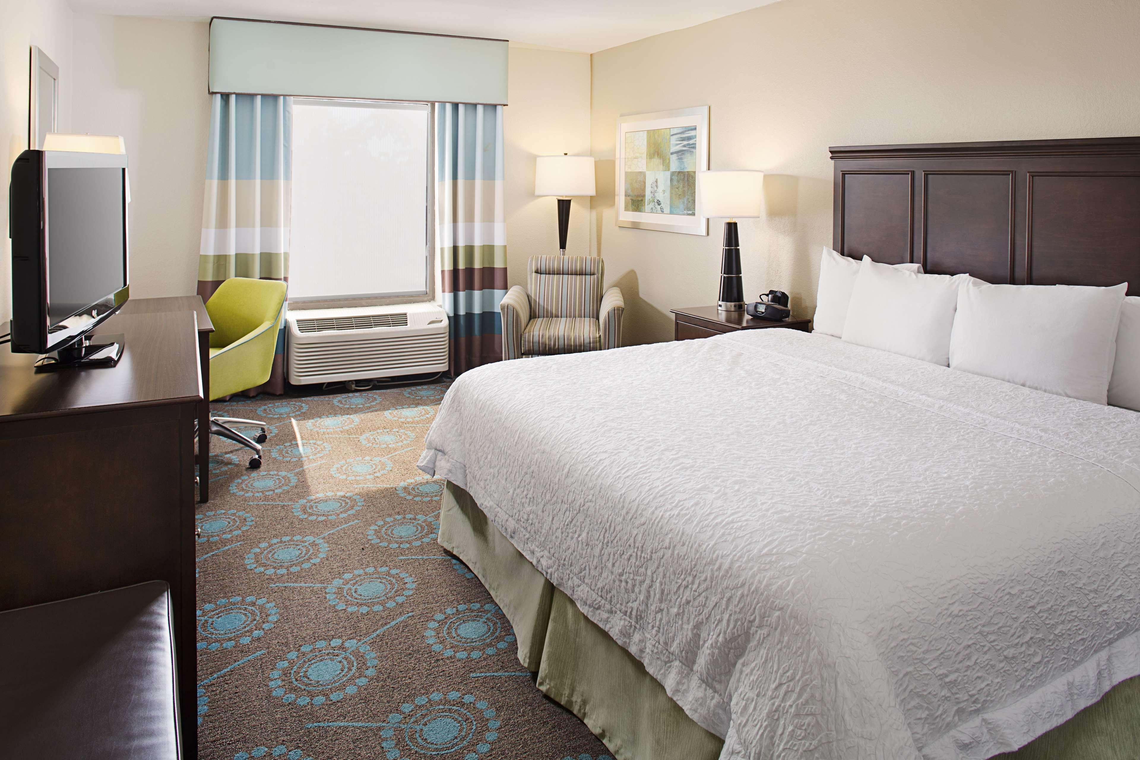 Hampton Inn Naples-Central Kültér fotó