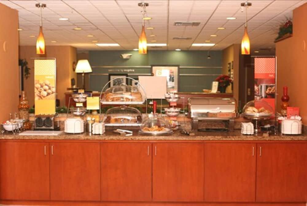 Hampton Inn Naples-Central Kültér fotó