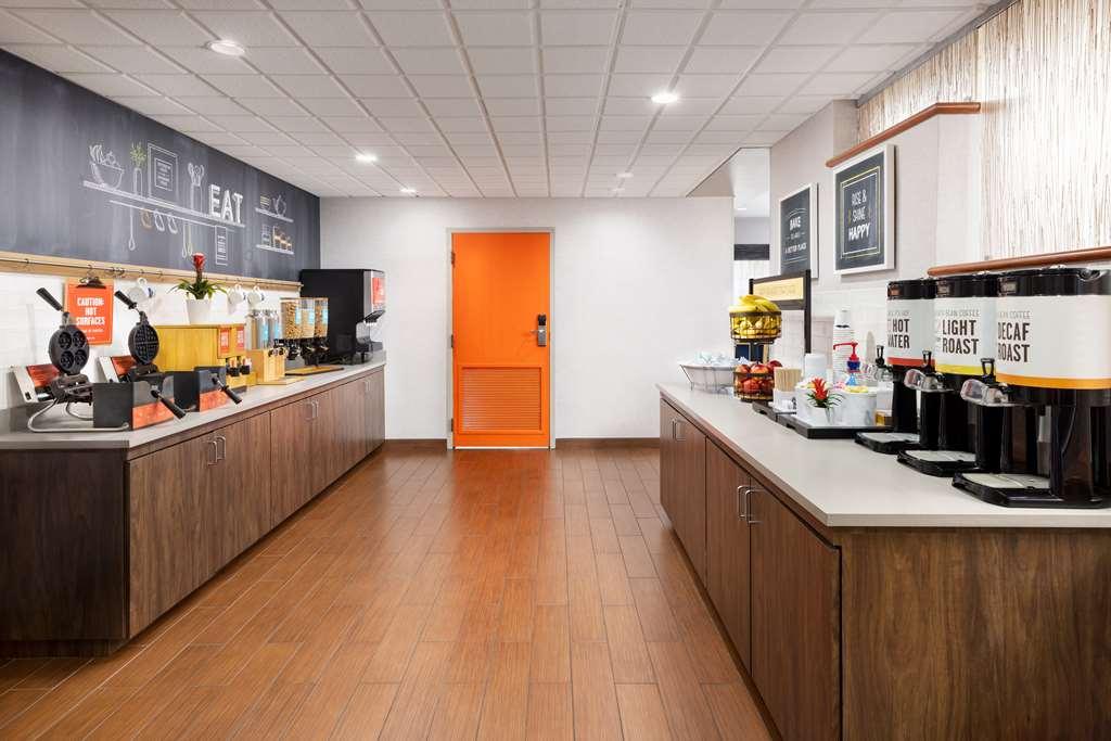 Hampton Inn Naples-Central Étterem fotó