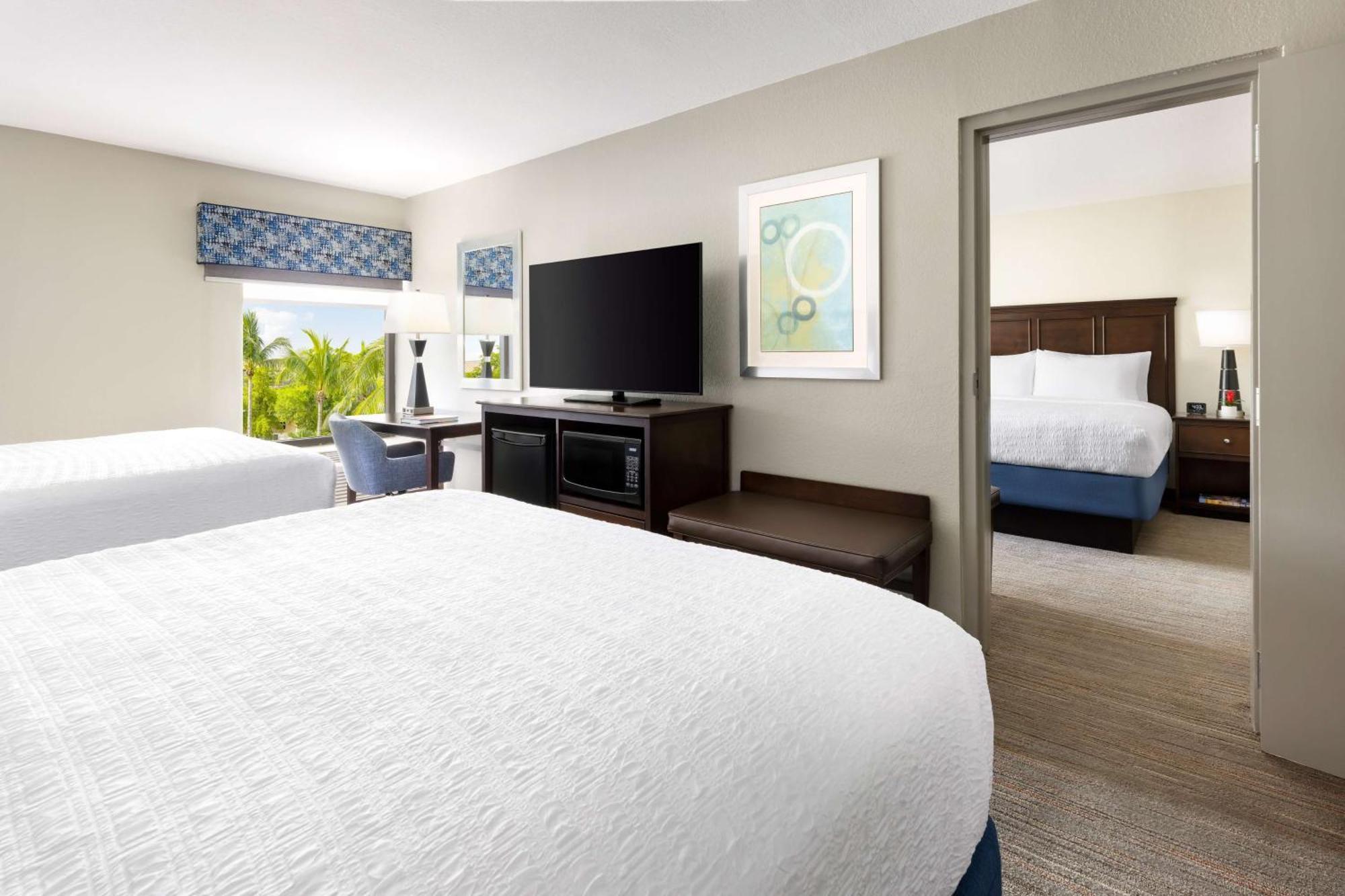 Hampton Inn Naples-Central Kültér fotó