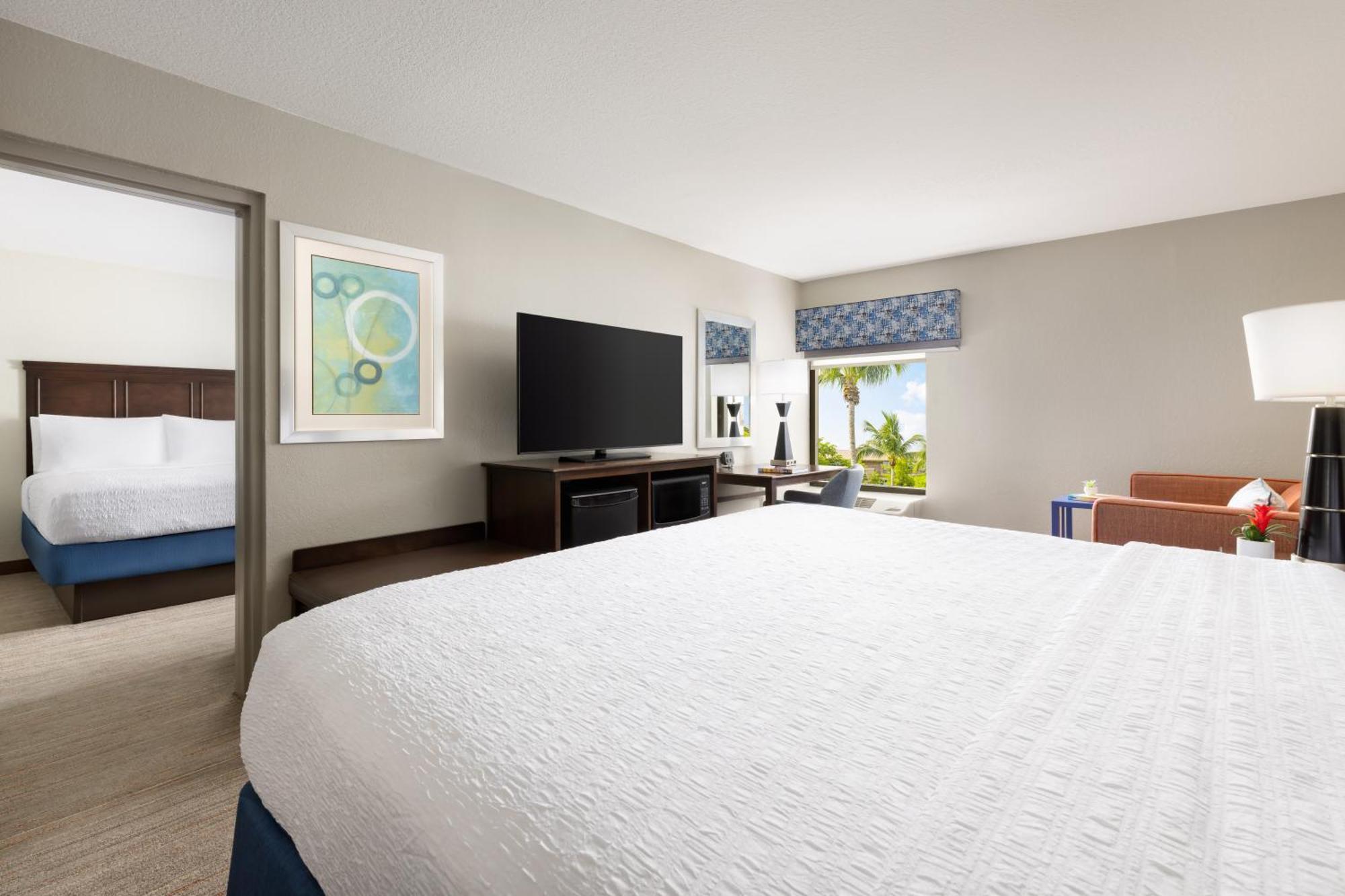 Hampton Inn Naples-Central Kültér fotó